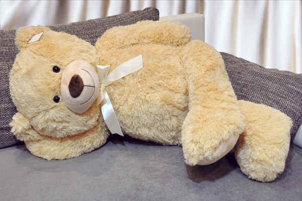 XXL-Teddybär 100 cm Riesen Teddybär - der kuschelige Freund für Ihren Nachwuchs oder Partner